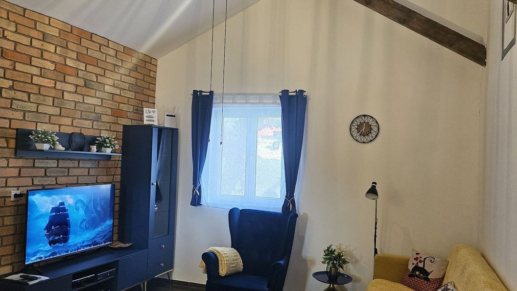 Marine Cottage Enying (1)