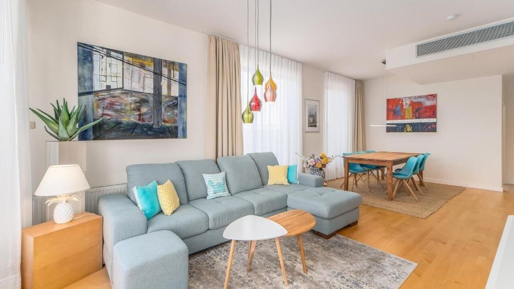 Penthouse E-51 2 łazienki taras i stoisko w garażu bezpłatne (1)