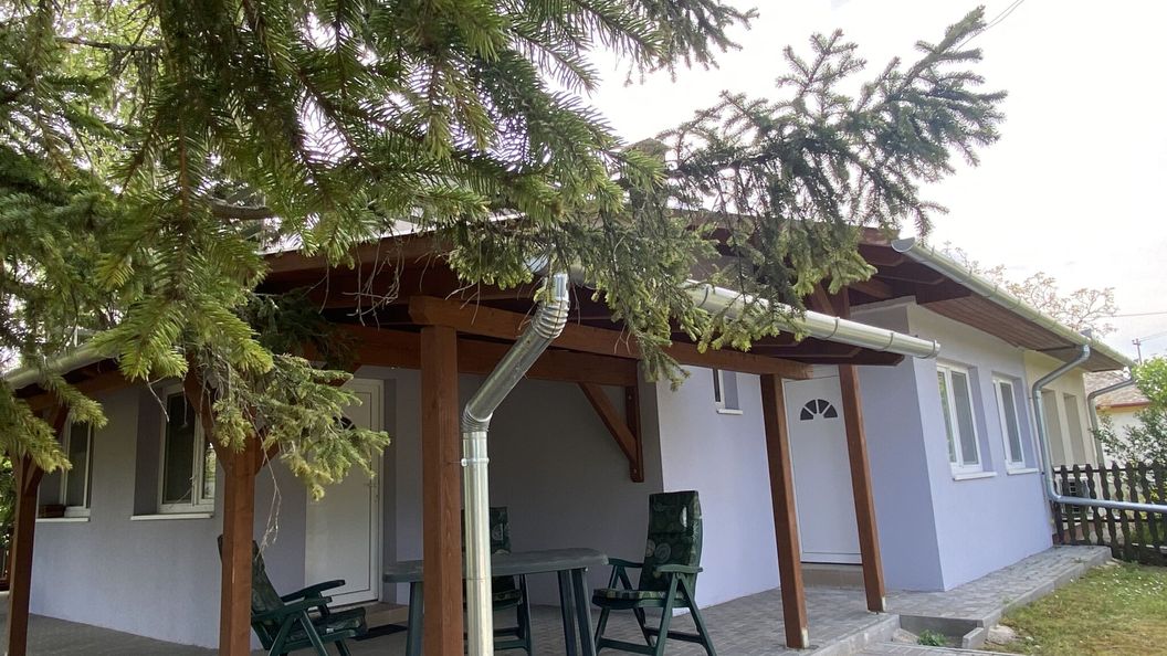 Eszter Apartman Balatonmáriafürdő (1)