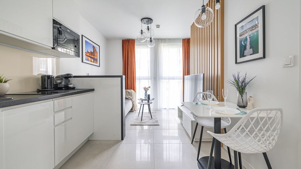 Aura 40 by Q4Apartments (1)