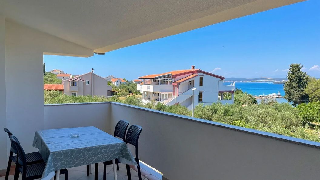 Apartmanok A Tenger Mellett Tkon, Pasman - 19914 Tkon (1)