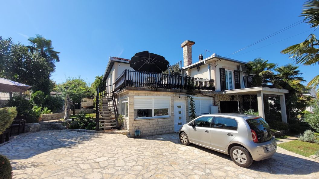 Apartmanok Parkolóhellyel Malinska, Krk - 20406 Malinska (1)