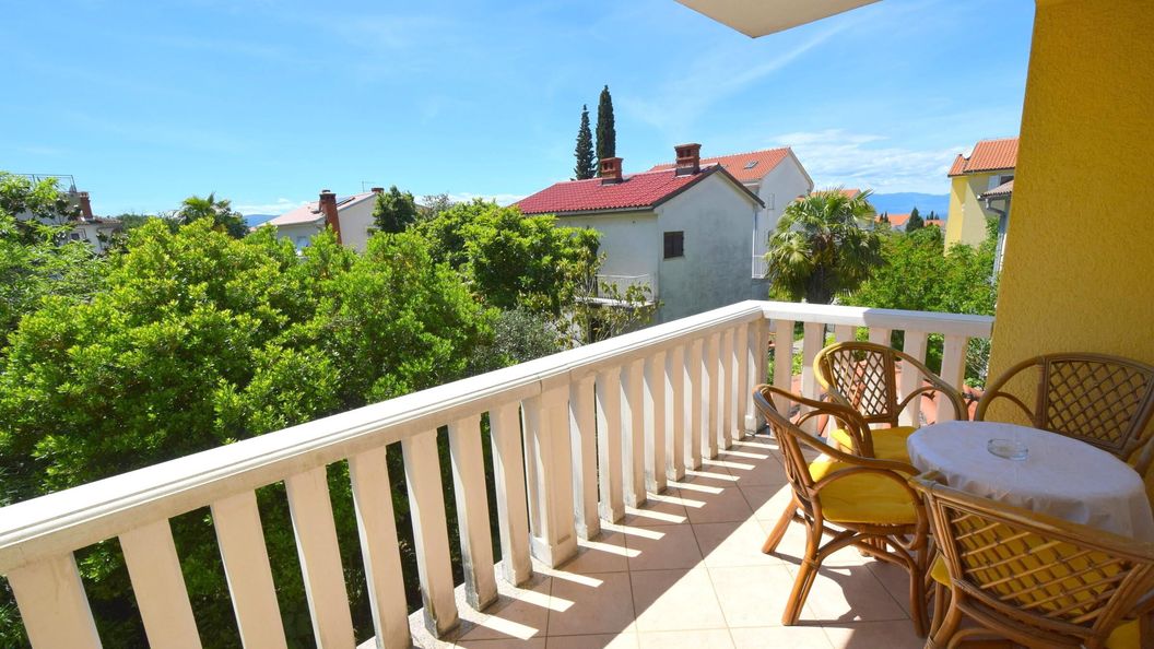 Apartmanok Parkolóhellyel Malinska, Krk - 20410 Malinska (1)