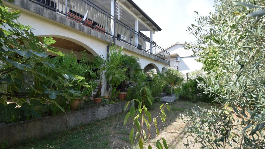 Apartmanok Parkolóhellyel Vantacici, Krk - 20416 Vantačići (1)