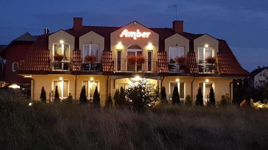 Willa Amber Rowy (1)