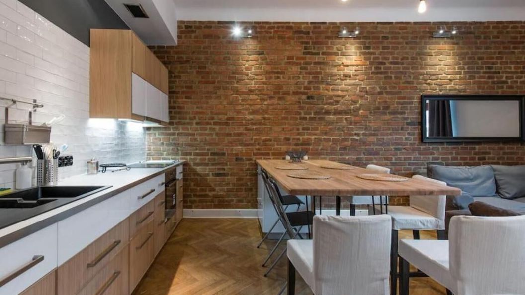 Designer Kazimierz & Castle Kraków (1)