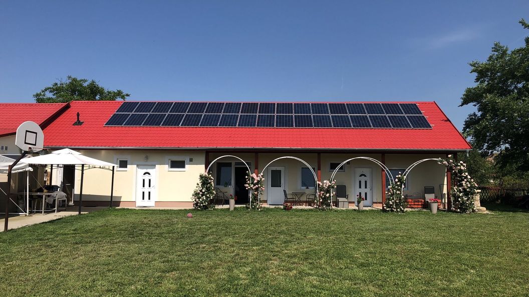 Tó-Party Rendezvényház, Restaurant & Garden Kiszombor (1)