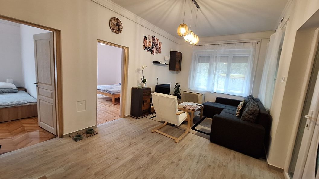 Tearózsa Vendégház Balatonszárszó (1)