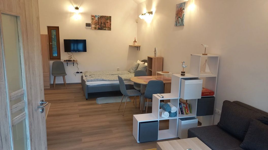 Hanga-lak Velence (1)