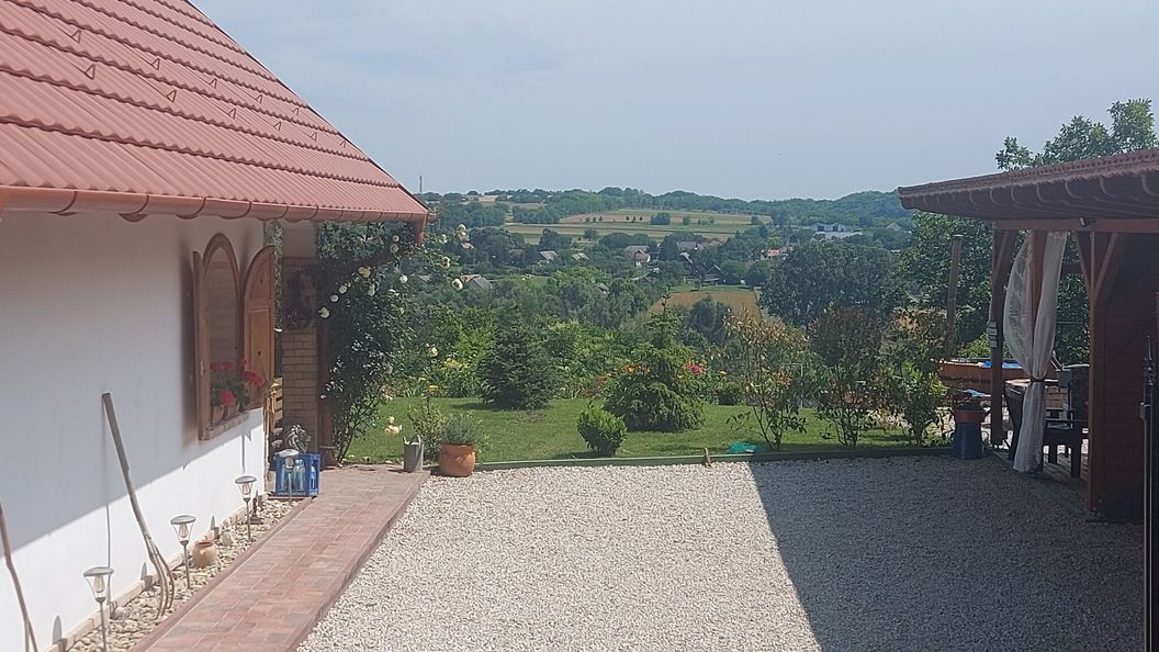 Balatonendrédi Vendégház (1)