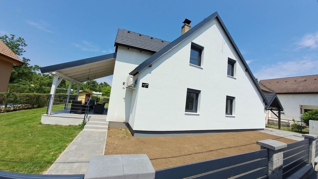 R&R Vendégház Vonyarcvashegy (1)