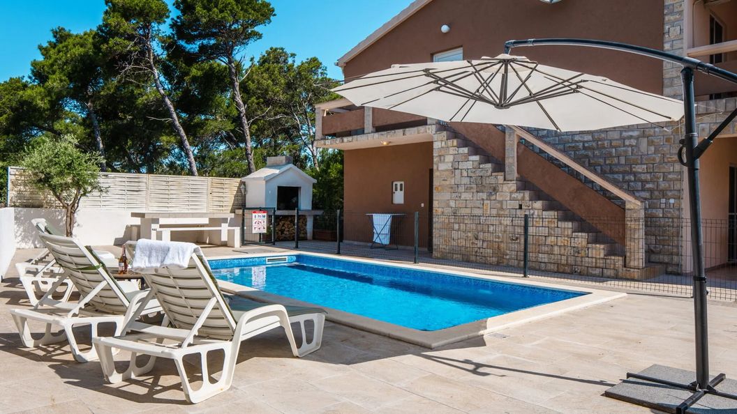 Apartment Peric Vir (1)