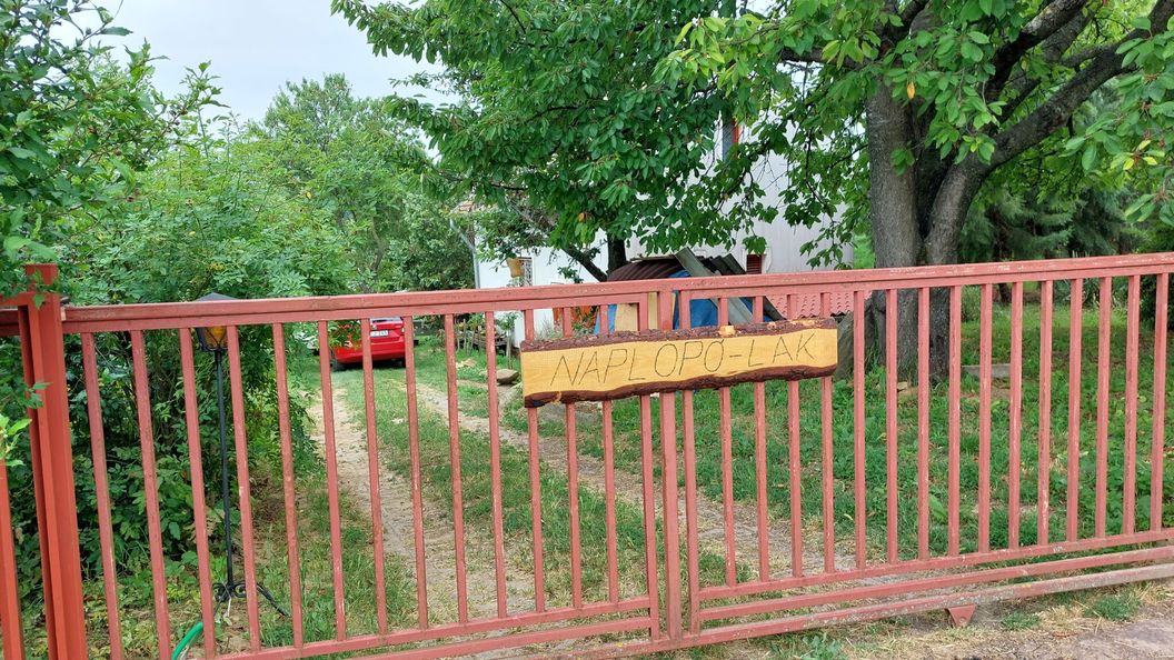 Naplopó-lak Ábrahámhegy (1)