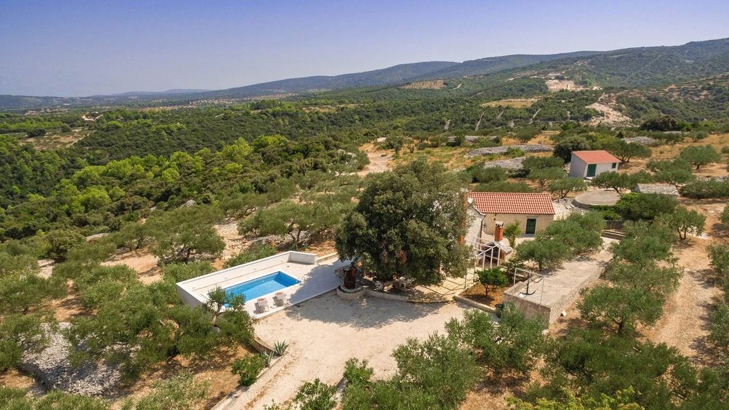 Ház Családok Részére Medencével Pucisca, Brac - 21243 Pučišća (1)