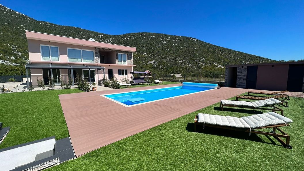 Villa Nebo Smolonje (1)