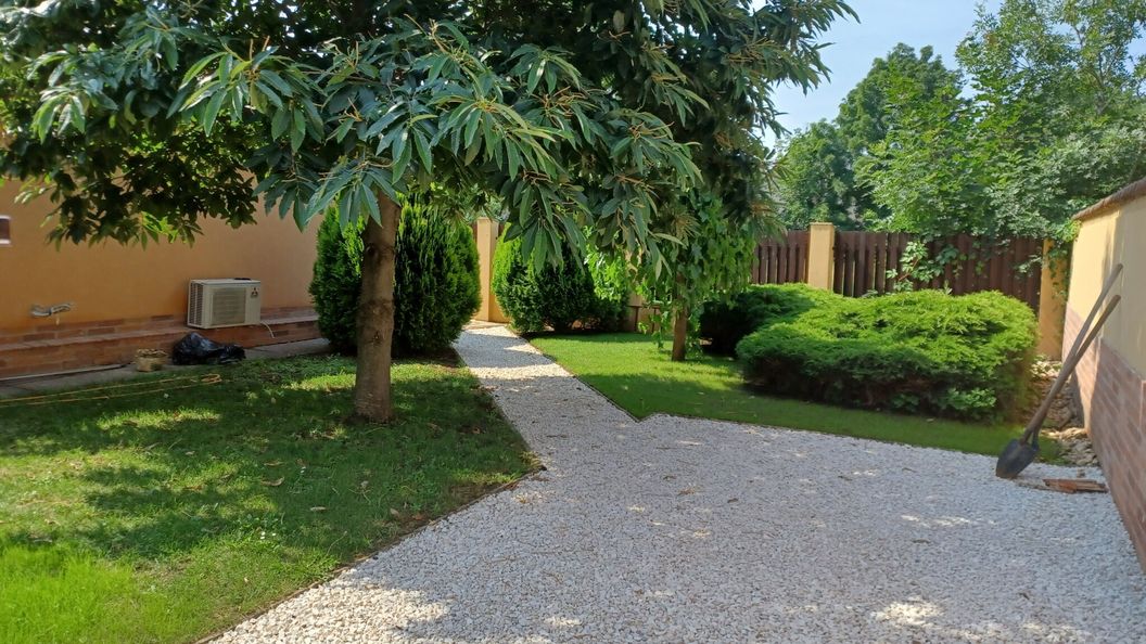 Bodza Lak Hajdúszoboszló (1)