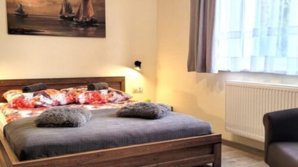 Pokoje GENAKER Jastrzębia Góra (1)