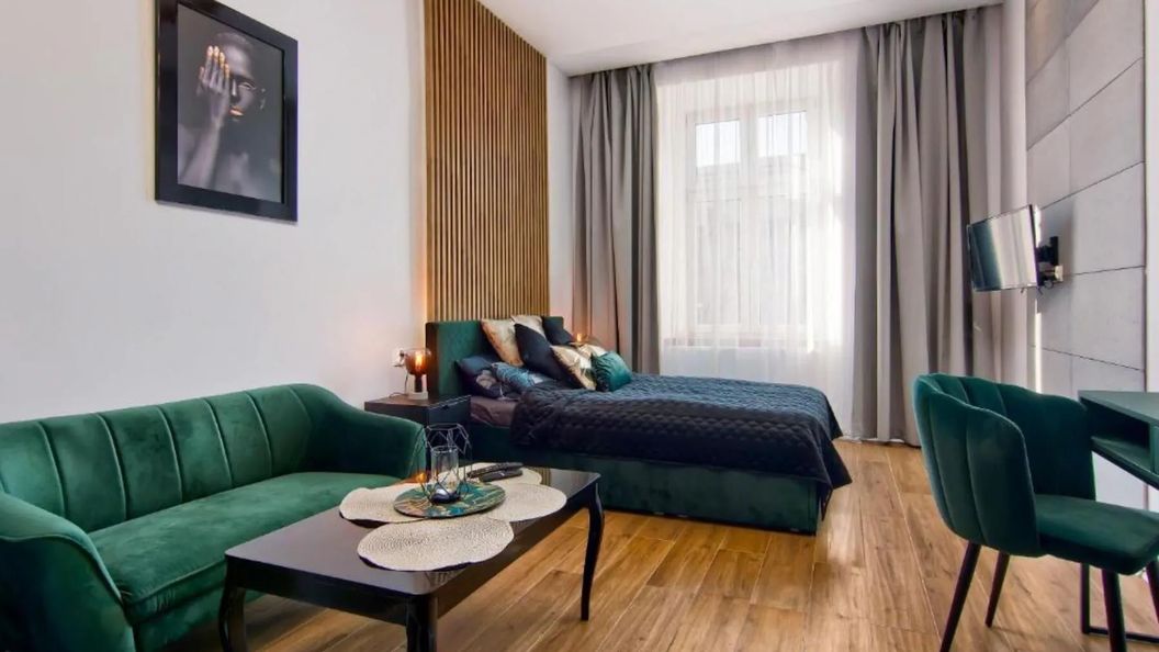 Apartament Czarny z Jacuzzi Kraków (1)