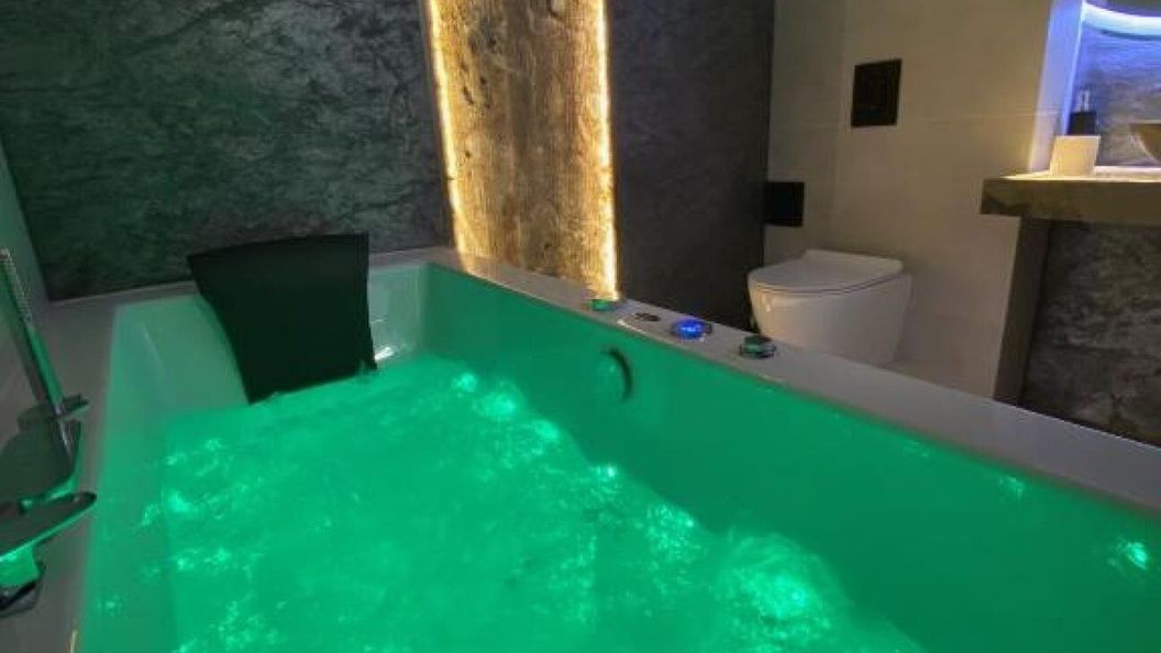 Apartament Silver Shine jacuzzi Kraków (1)