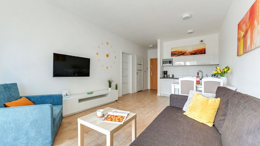 PLATINIUM LOFTS Platinium Spectrum White (1)