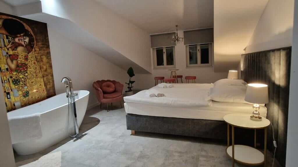 JUWEL apartments z widokiem na Wawel Kraków Stare Miasto (1)