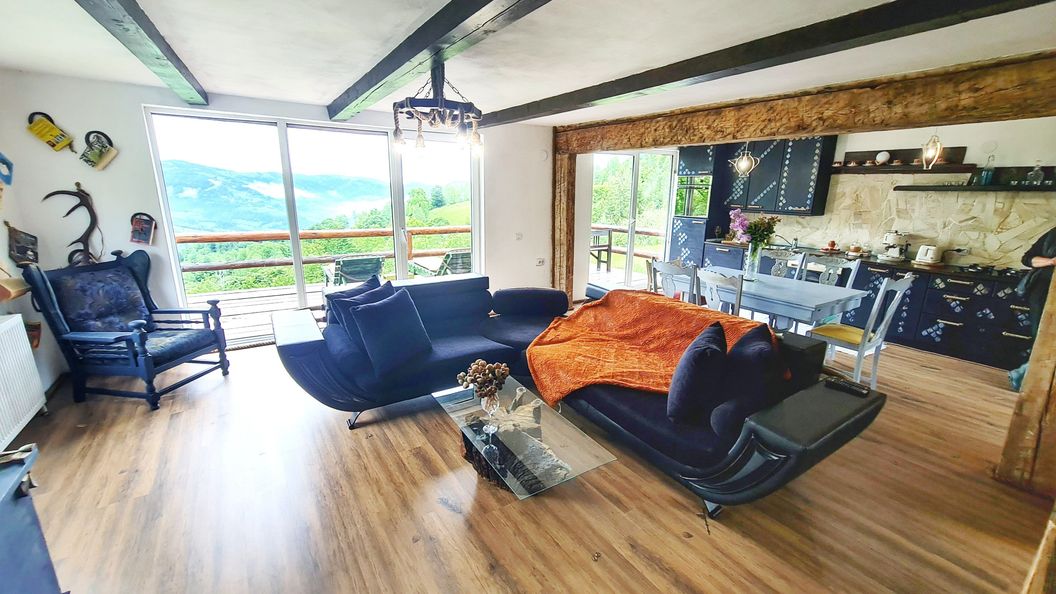 Cabana Emoția Munților Fericet (1)