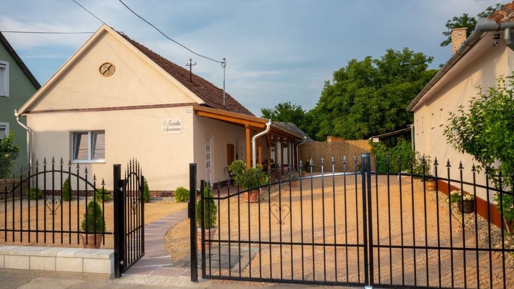 Katalin Apartmanok Hajdúnánás (1)