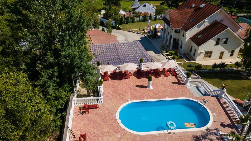 Virginia Gardens Băile Govora (1)