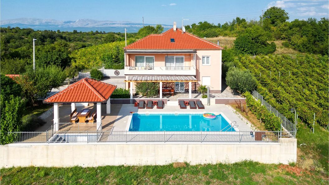 Vendégház Trilj - CDE950 (1)