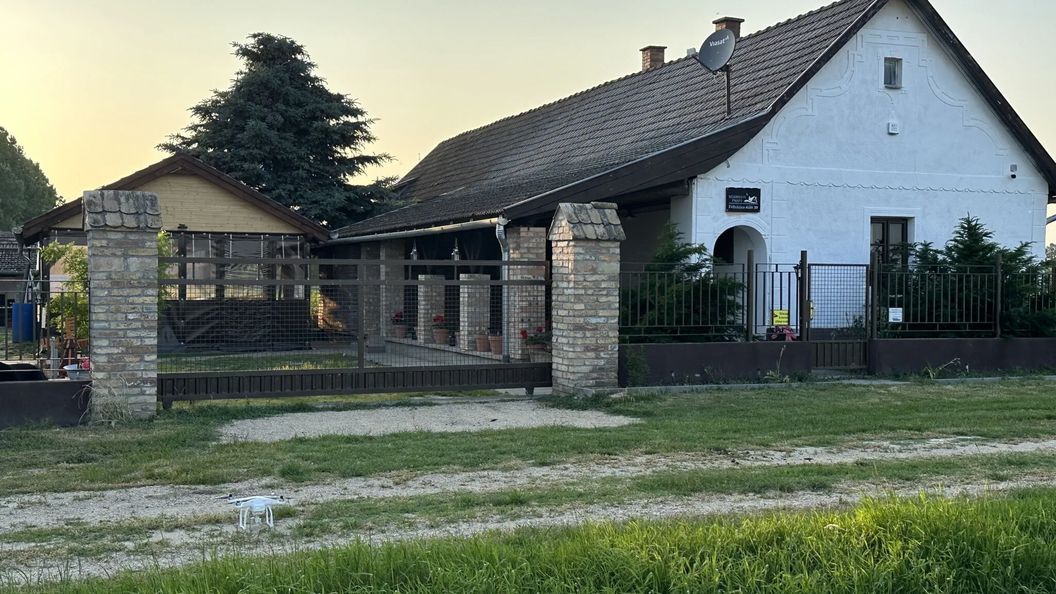 Százholdas Pagony Vendégház Solt (1)