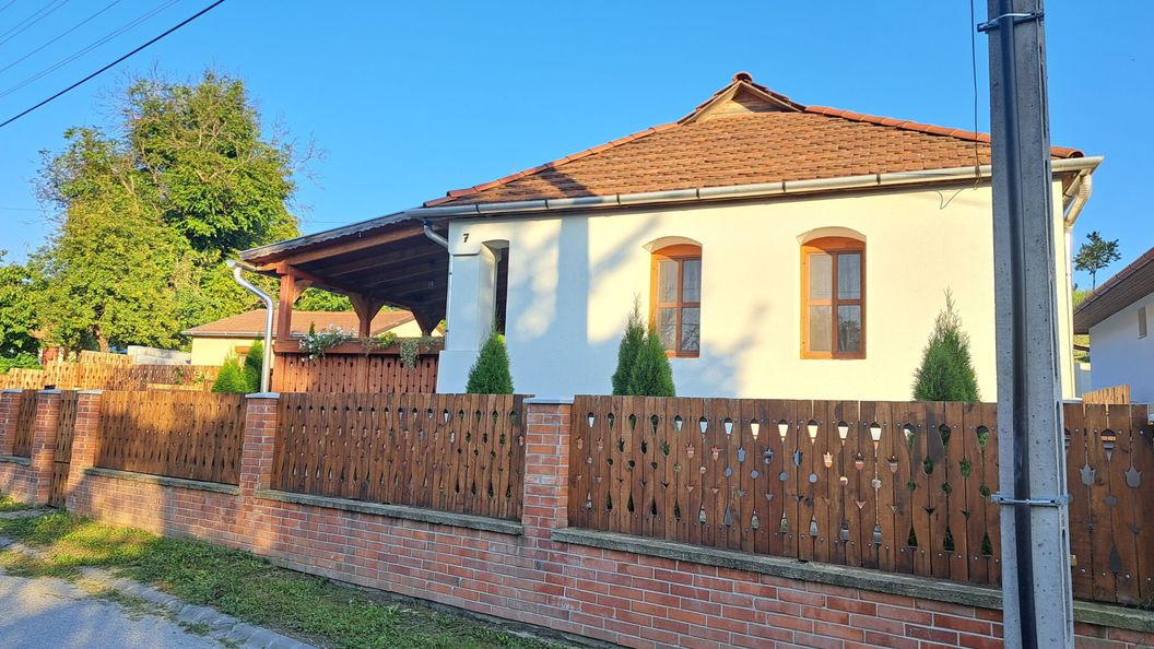 Kis Bujdosó Vendégház Tardona (1)