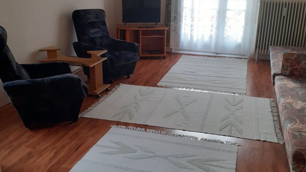 Hajnalka Apartman Pécs (1)