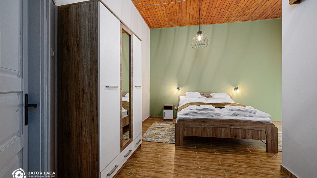 Vadász Étterem és Panzió Répáshuta (1)