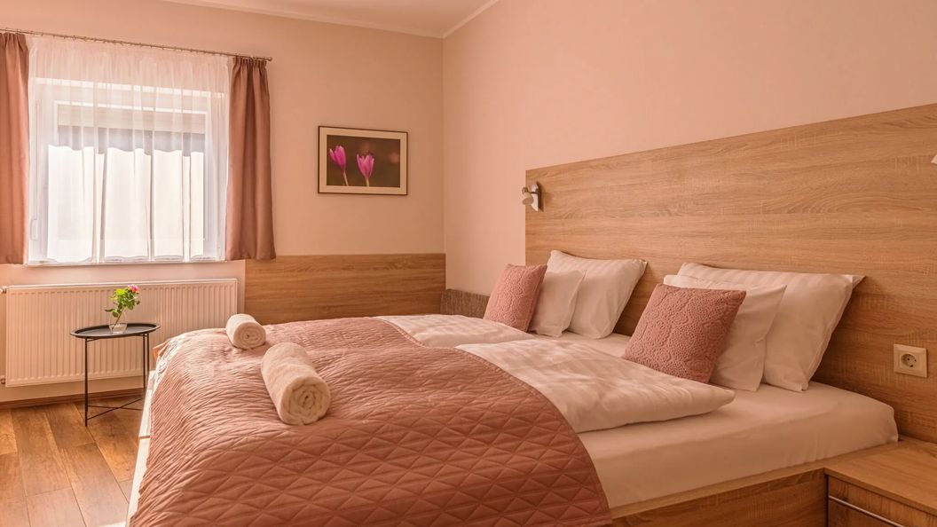 Rácz Vendégház Sopron (1)