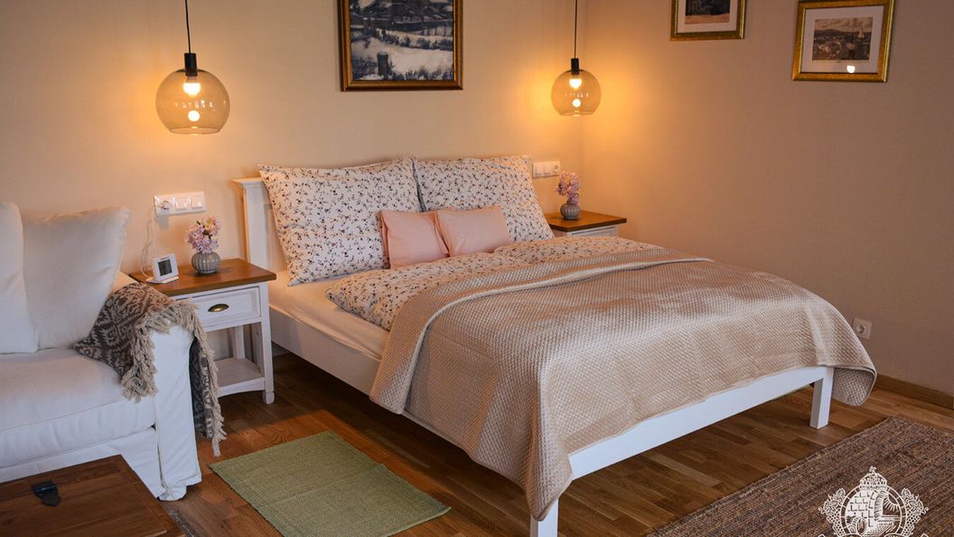 Érintés Bodnár Bor- és Vendègház Tállya (1)