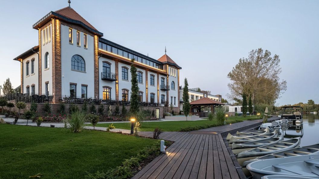 Bordűr Wellness Hotel **** Superior & Szőnyegmúzeum (1)