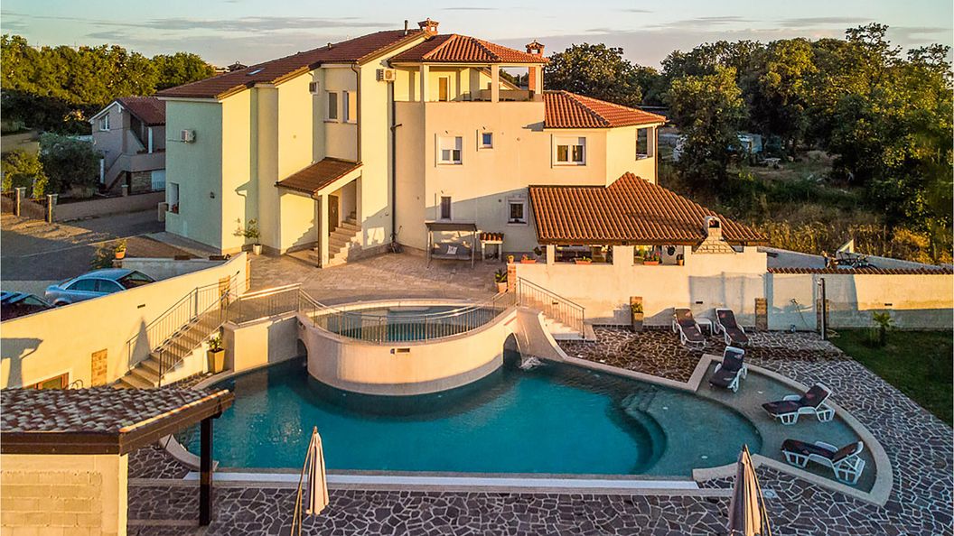 Apartman Pula - CIR682 (1)