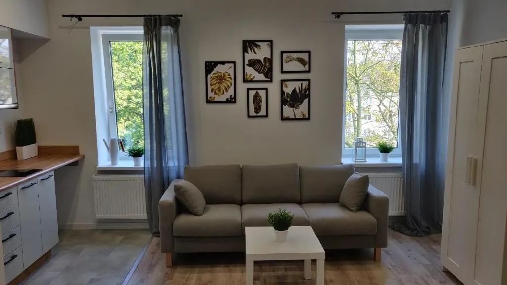 Loft z antresolą Konopnickiej 9 Pabianice (1)