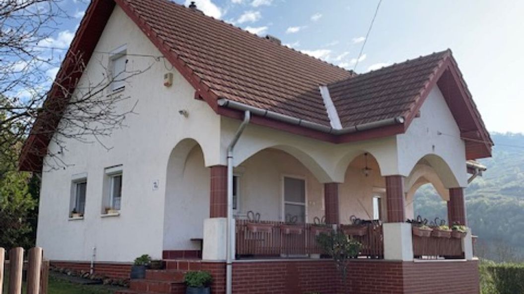 Pusztavár-Lak*** Erdőhorváti (1)