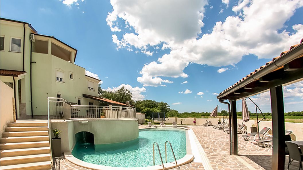 Apartman Pula - CIR681 (1)