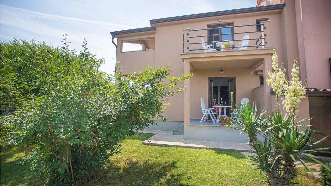 Apartman Tar - CLS823 (1)