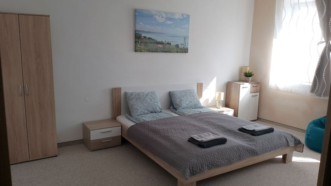 FiNe Apartman Keszthely (1)