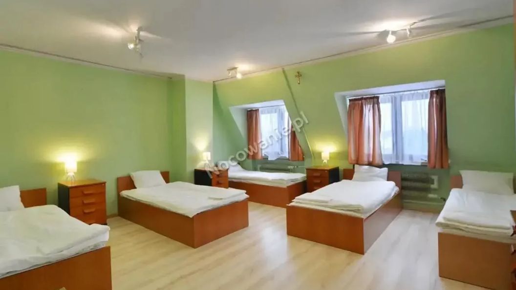 Dom Pielgrzyma Rumianek Warszawa (1)