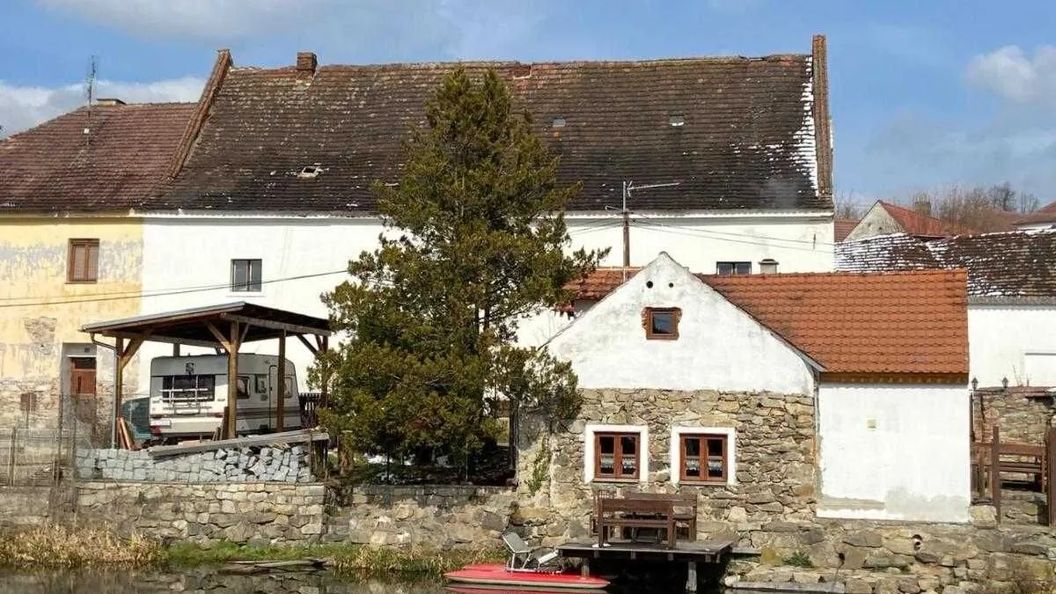 Apartmán u splavu Putim (1)