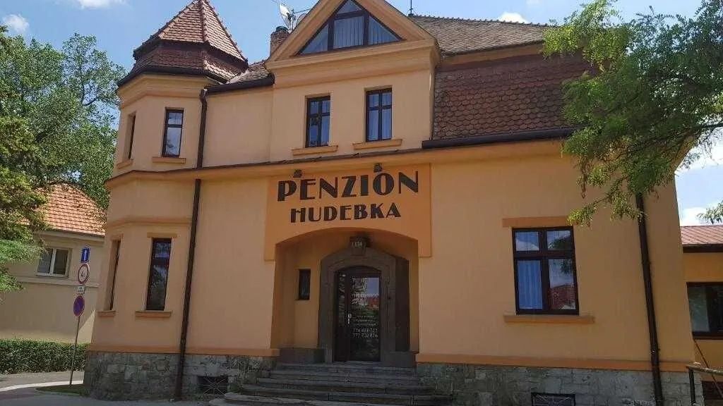 Penzion Hudebka Louny (1)