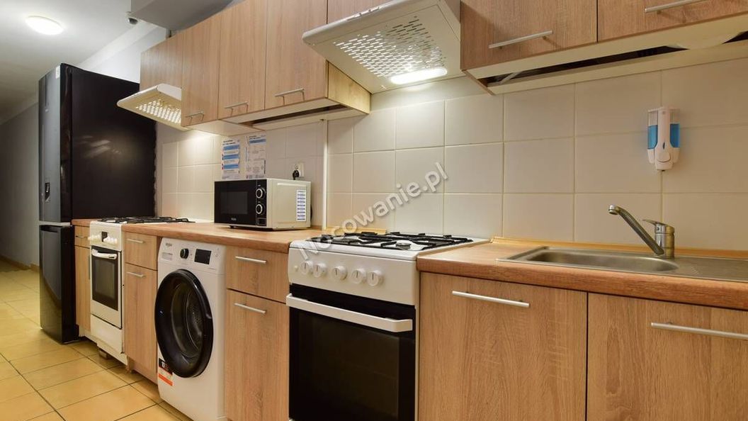 Najtańsze Noclegi Rybna 9 Łódź (1)