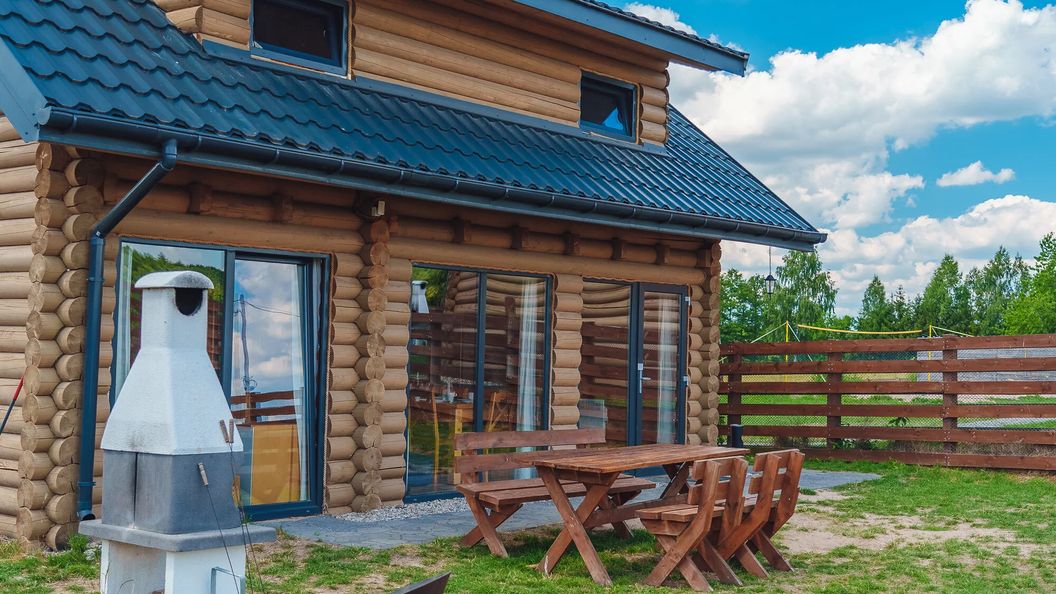 Zalesie 7D - domki nad jeziorem z własną linią brzegową MAZURY (1)