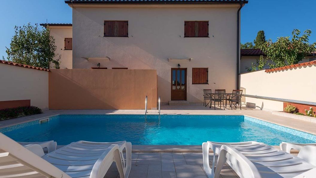 House Melly With Pool Rovinjsko Selo (1)