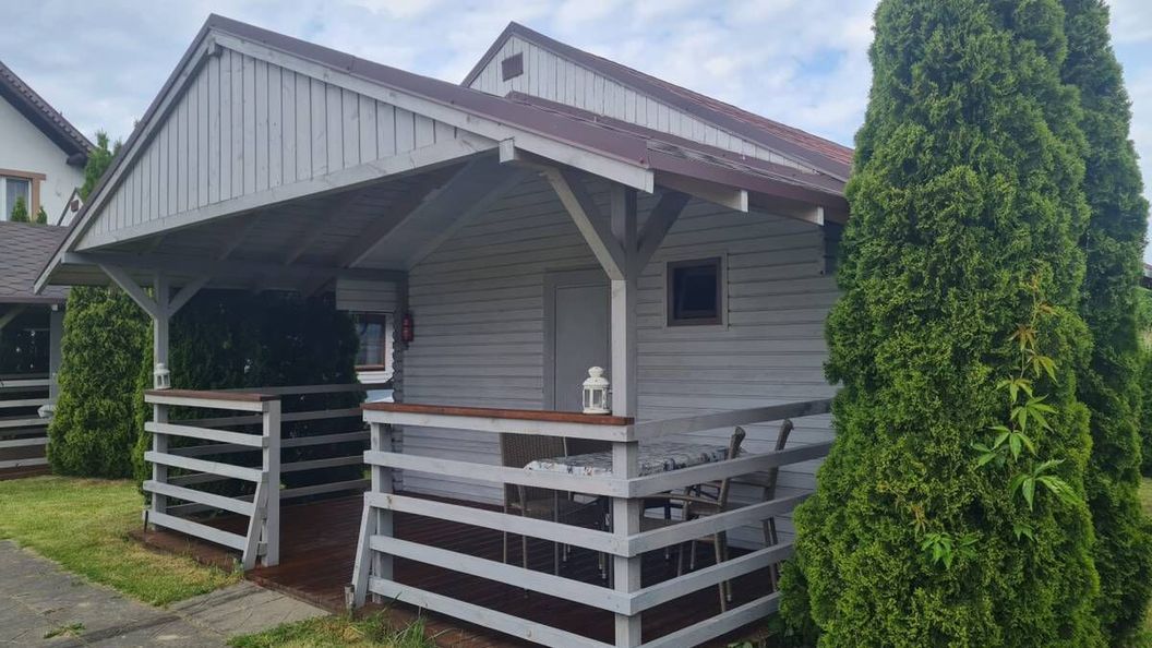 Dworek Akińczówka Domki drewniane Krynica Morska (1)