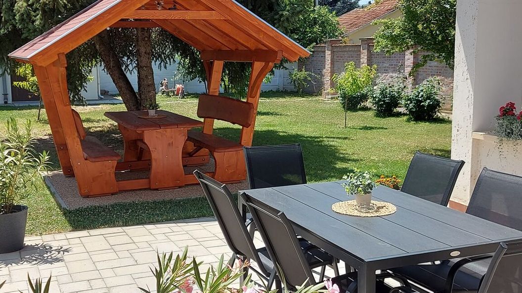 Ruszi Apartman Gyula (1)